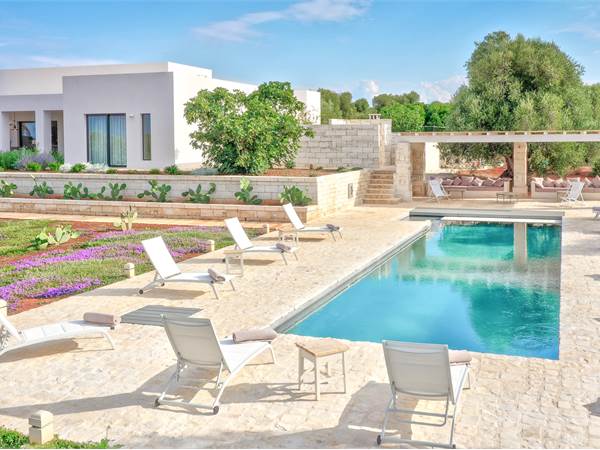 Orama Relais, villa di pregio in vendita ad Ostuni