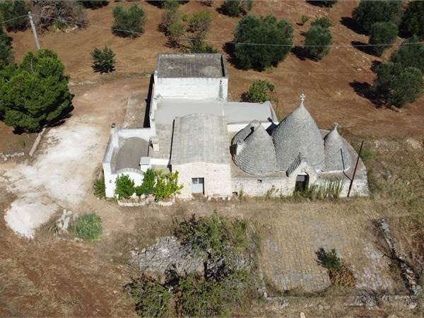 Trullo con progetto