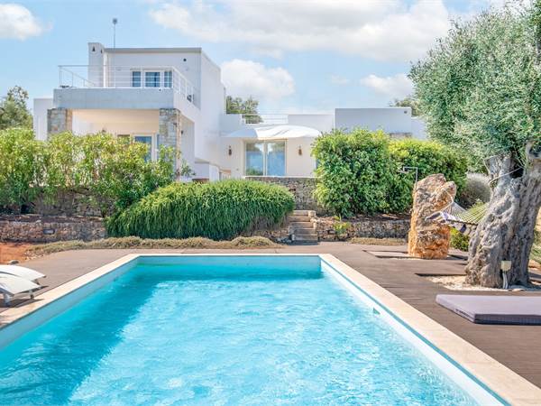 VILLA CON TRE CAMERE VISTA MARE 