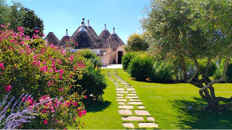 Masseria 17 Trulli