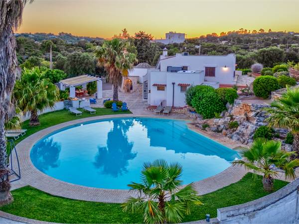 Villa with 4 bedrooms and pool 