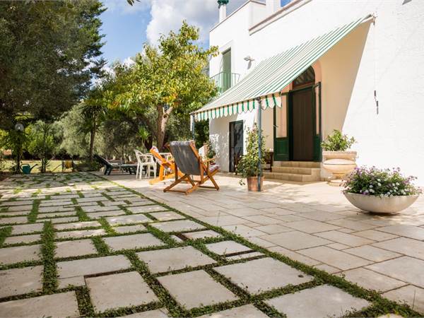  Villa with 2 bedrooms and bathroom 